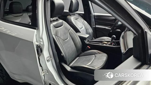 Jeep Compass 2nd Generation 2022 Белый из Кореи, фото 3