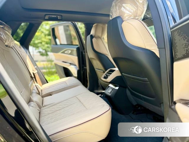 Cadillac Lyric 2024 Черный из Кореи, фото 3