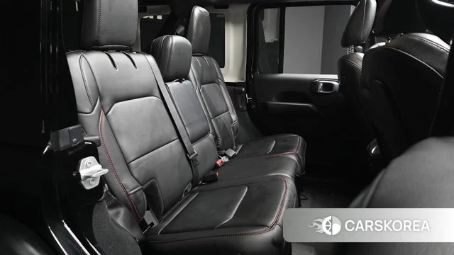 Jeep Wrangler (JL) 2024 Черный из Кореи, фото 3