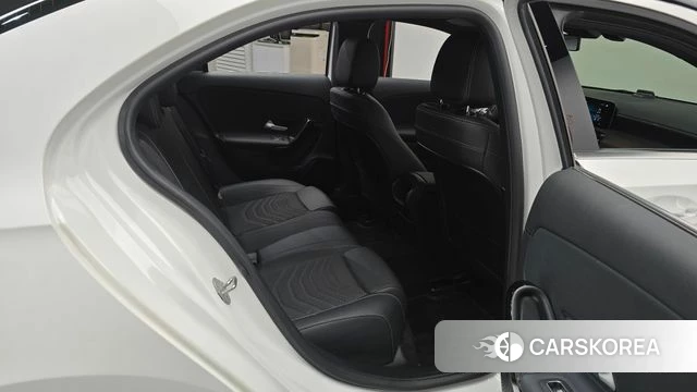 Mercedes-Benz A-Class W177 2020 Белый из Кореи, фото 3