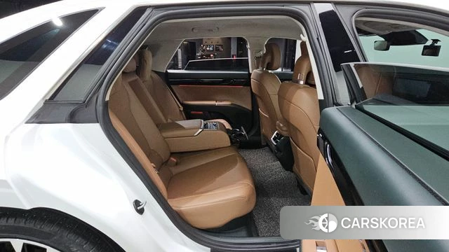 Hyundai Grandeur Hybrid (GN7) 2023 Белый из Кореи, фото 3
