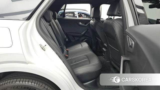 Audi Q2 2023 Белый из Кореи, фото 3