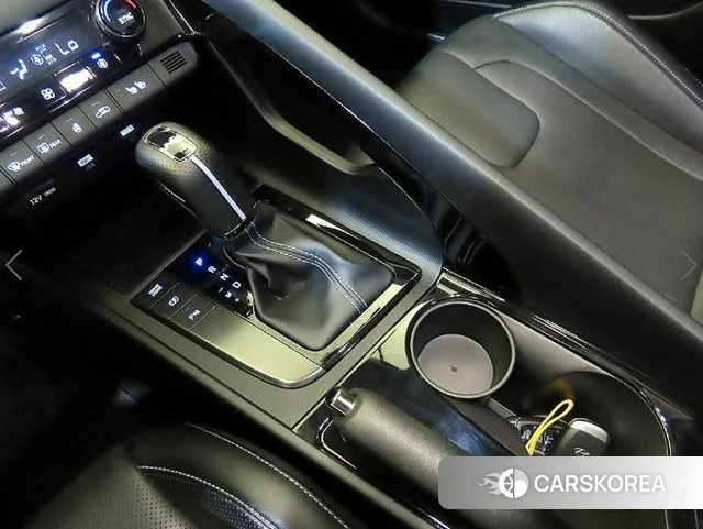 Hyundai Avante (CN7) 2022 Белый из Кореи, фото 3
