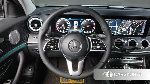 Mercedes-Benz E-Class W213 2019 Серый из Кореи, фото 3