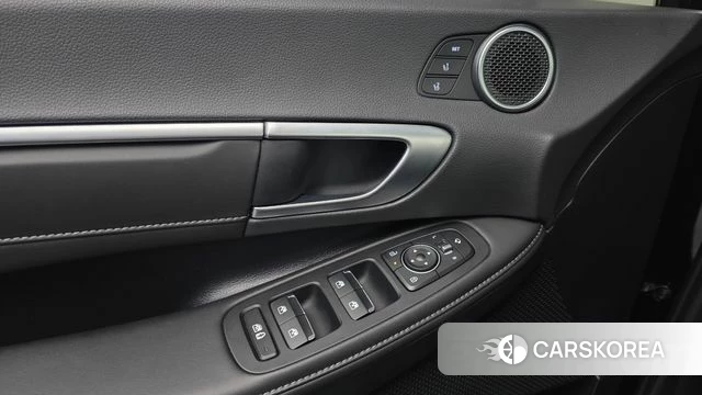 Hyundai Sonata D Edge Hybrid (DN8) 2023 Черный из Кореи, фото 3
