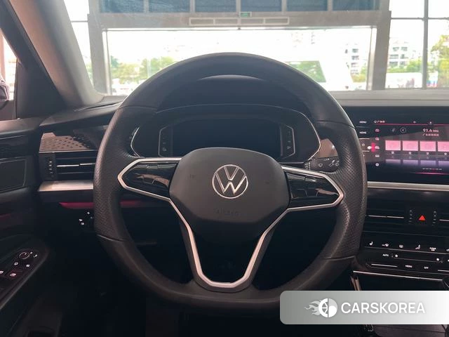 Volkswagen Passat 2023 Черный из Китая, фото 3