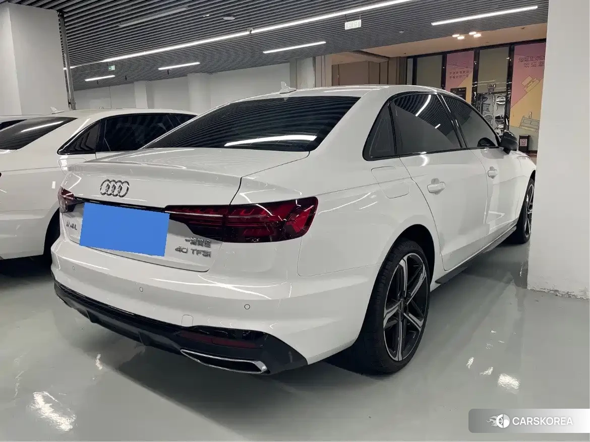 Audi A4L 2026 Белый из Китая, фото 3