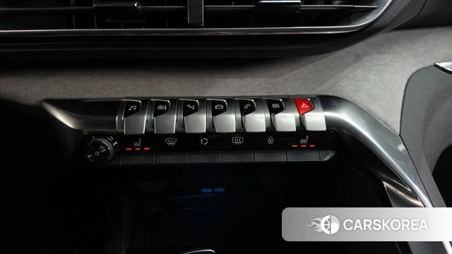 Peugeot 5008 second generation 2021 Серый из Кореи, фото 3