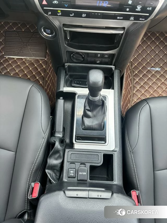 Toyota Land Cruiser 2020 Белый из Китая, фото 3
