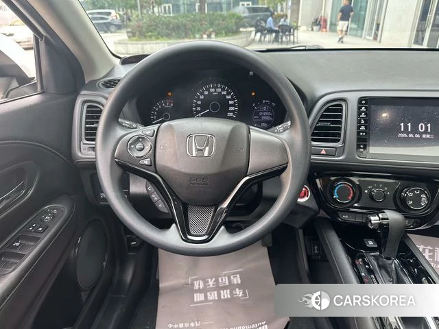 Honda Vezel 2021 Белый из Китая, фото 3