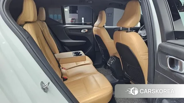 Volvo XC40 2019 Белый из Кореи, фото 3