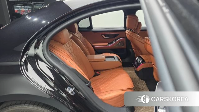 Mercedes-Benz S-Class W223 2026 Черный из Кореи, фото 3
