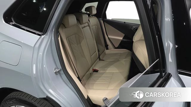 BMW X3 (G45) 2026 Серебристо-серый из Кореи, фото 3