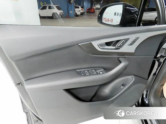 Audi Q7 (4M) 2019 Черный из Кореи, фото 3