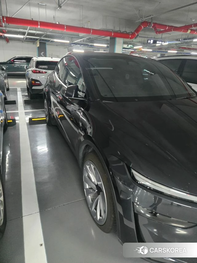 Tesla Model Y 2025 Серый из Кореи, фото 3