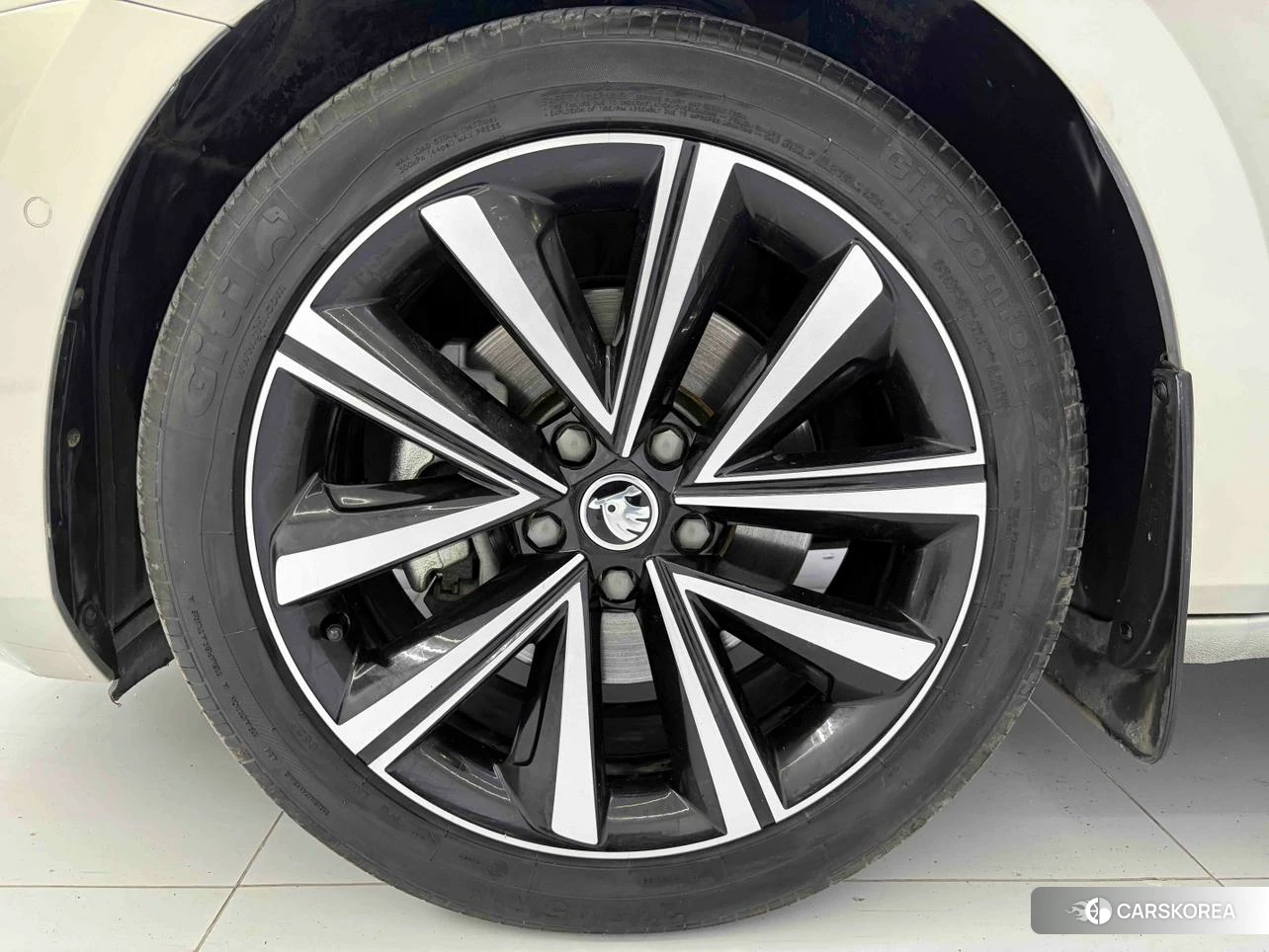 Skoda Superb 2022 Шампань из Китая, фото 3