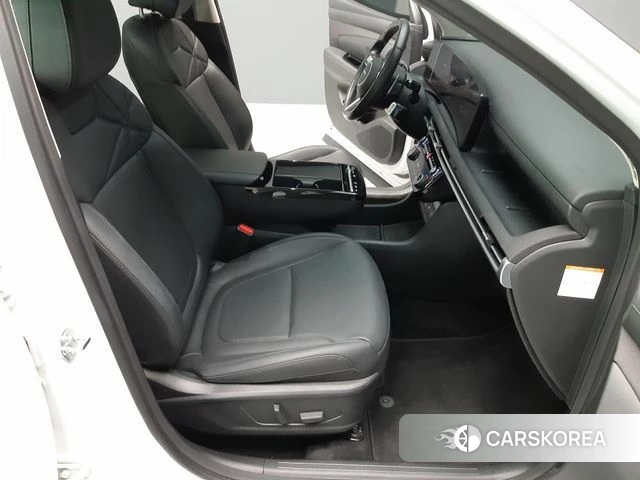 Hyundai The New Tucson Hybrid (NX4) 2024 Белый из Кореи, фото 3