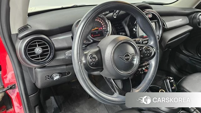 Mini Cooper 2020 Красный из Кореи, фото 3