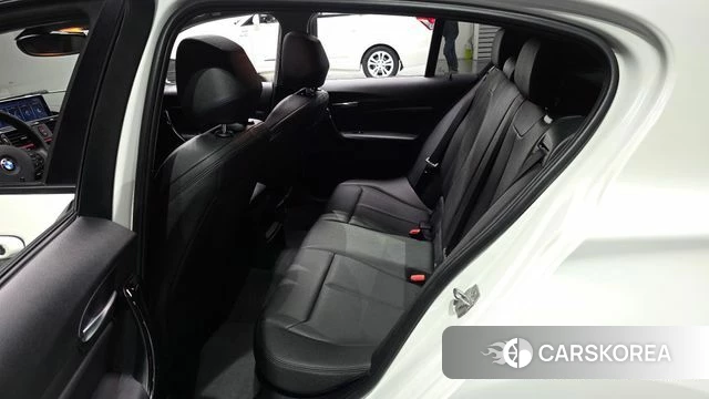 BMW 1 Series (F20) 2018 Белый из Кореи, фото 3