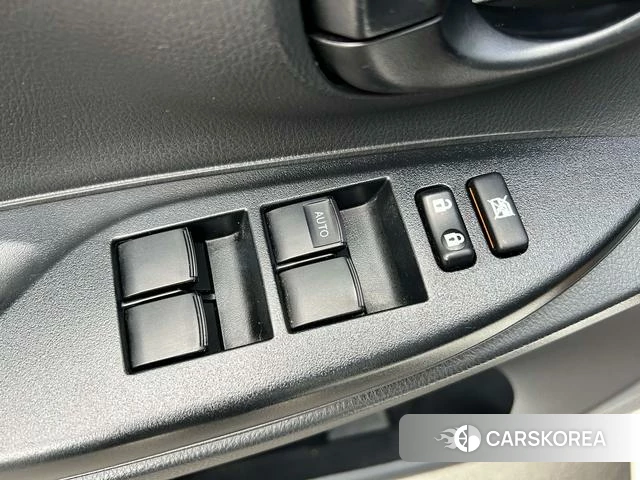 Toyota Yaris L 2021 Белый из Китая, фото 3