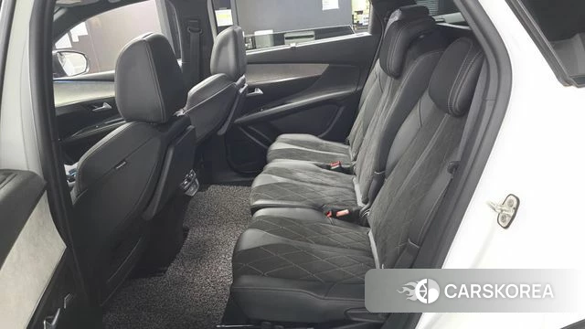 Peugeot 5008 second generation 2021 Белый из Кореи, фото 3