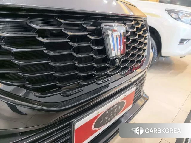 Toyota Crown 2021 Черный из Китая, фото 3