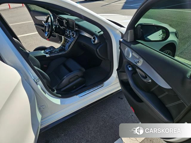 Mercedes-Benz C-Class W205 2018 Белый из Кореи, фото 3