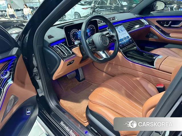 Mercedes-Benz S-Class 2024 Черный из Китая, фото 3