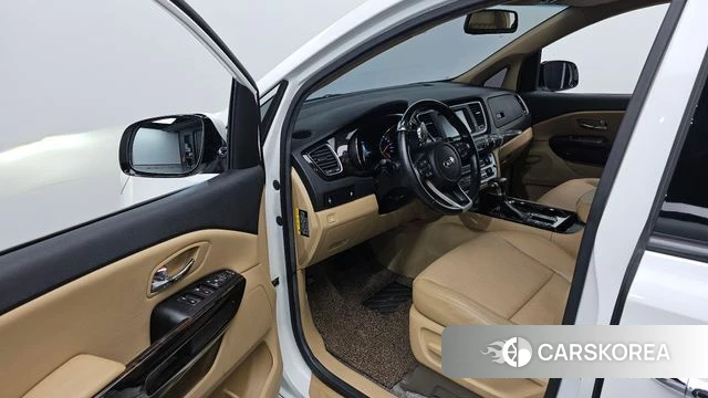 Kia The New Carnival 2018 Белый из Кореи, фото 3