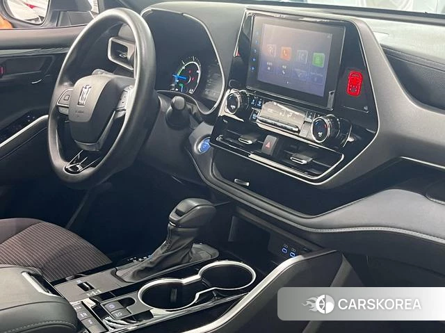Toyota Crown 2021 Белый из Китая, фото 3