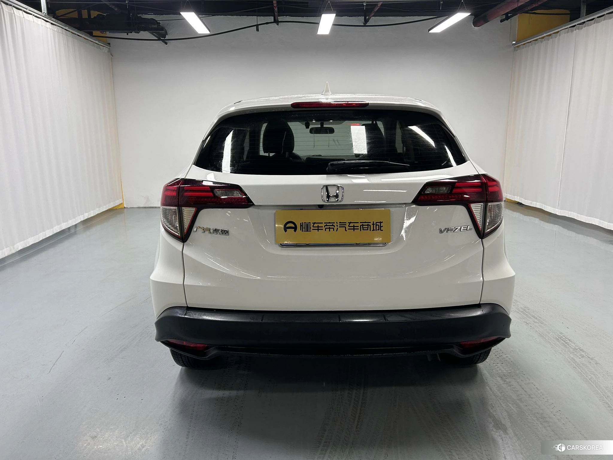 Honda Vezel 2020 Белый из Китая, фото 3