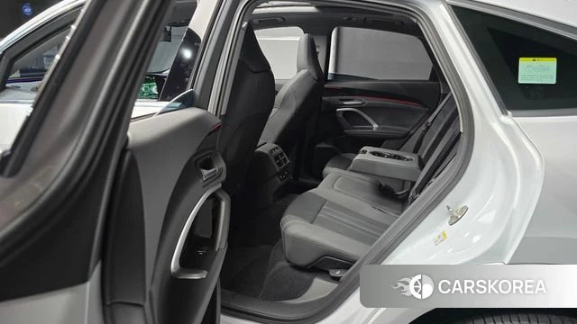 Audi Q5 (80A) 2025 Белый из Кореи, фото 5