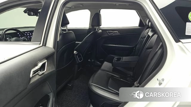 Kia Sportage 5th Generation 2022 Белый из Кореи, фото 3