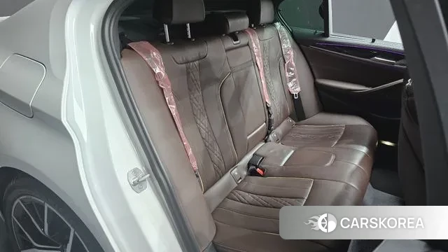 BMW 5 Series (G30) 2022 Белый из Кореи, фото 3