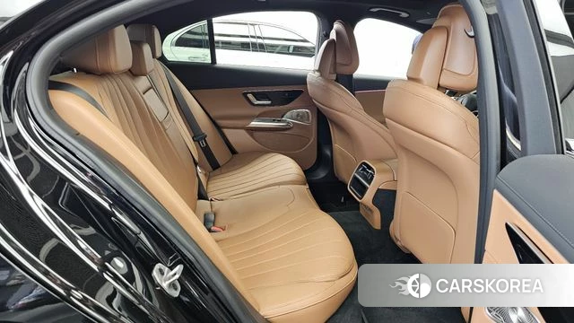 Mercedes-Benz E-Class W214 2026 Черный из Кореи, фото 3