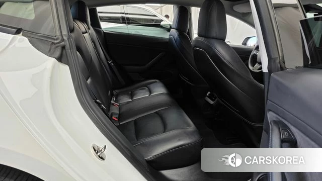 Tesla Model 3 2021 Белый из Кореи, фото 3