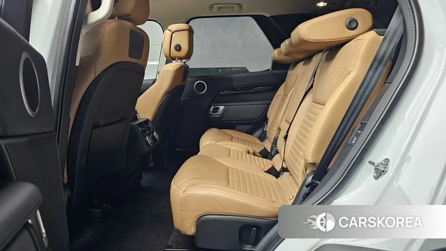 Land Rover Discovery 5 2021 Белый из Кореи, фото 3
