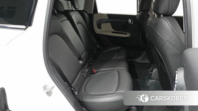 Mini Cooper S Countryman 2019 Белый из Кореи, фото 3