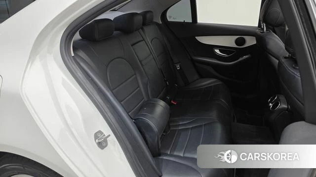Mercedes-Benz C-Class W205 2018 Белый из Кореи, фото 3