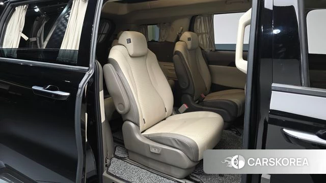 Kia Carnival 4th generation 2022 Черный из Кореи, фото 3