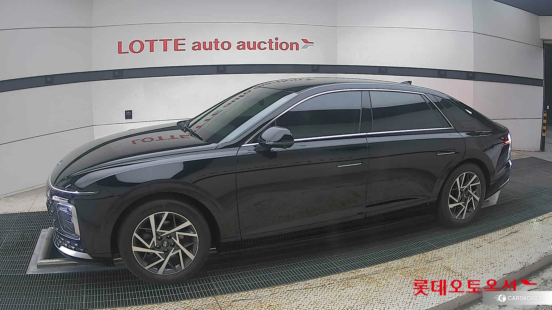 Hyundai Grandeur Hybrid 2023 Abyss Black Pearl из Кореи, фото 3