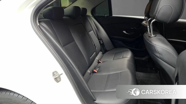 Mercedes-Benz C-Class W205 2019 Белый из Кореи, фото 3