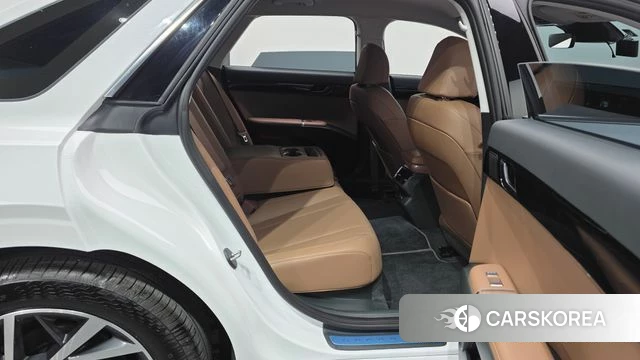 Hyundai Grandeur (GN7) 2023 Белый из Кореи, фото 3