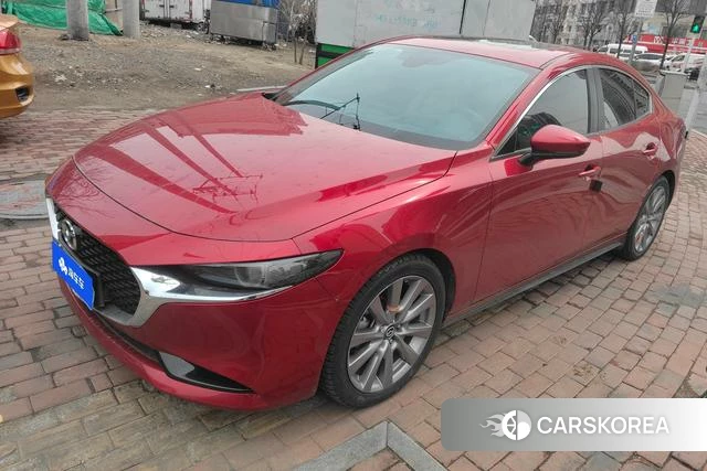 Mazda 3 2020 Красный из Китая, фото 3