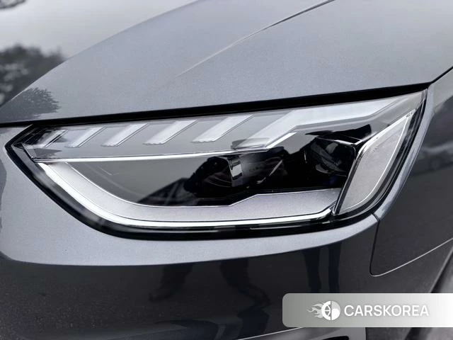 Audi A4L 2025 Темно-серый из Китая, фото 3