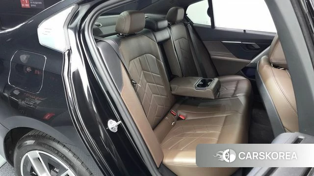 BMW i5 (G60) 2025 Черный из Кореи, фото 3
