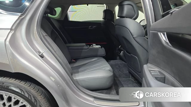 Genesis G80 (RG3) 2024 Серебристо-серый из Кореи, фото 3