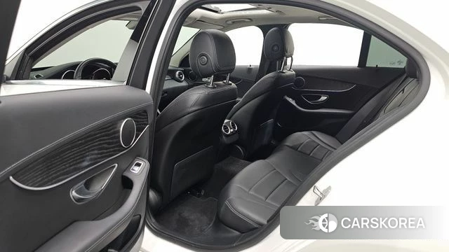 Mercedes-Benz C-Class W205 2019 Белый из Кореи, фото 3