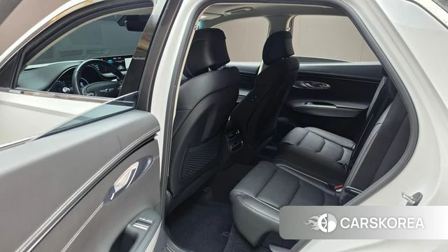 Genesis GV70 2021 Белый из Кореи, фото 3