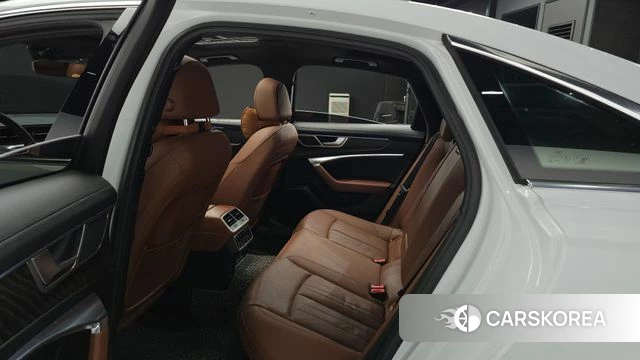 Audi A6 (C8) 2021 Белый из Кореи, фото 3